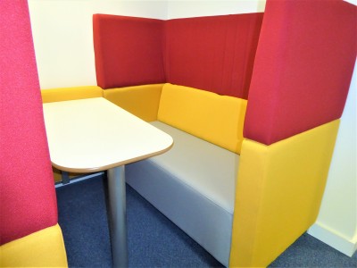 Roxton Meeting Booths